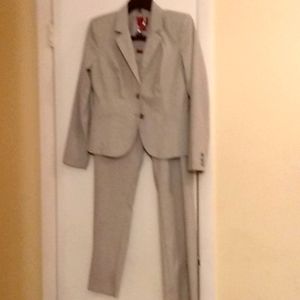 Women's grey suit 2pc 212 collection
